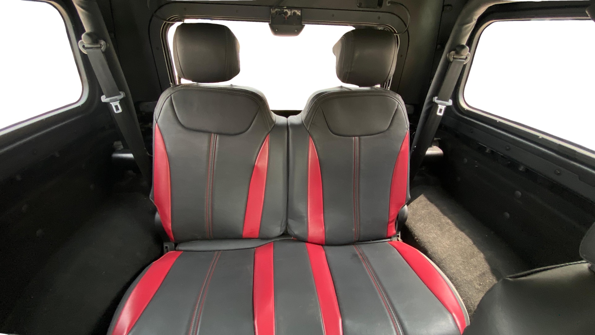 View 2023 Mahindra Thar AX Standard Manual Soft Top 6 Seater Image 27 Used 2023 Mahindra Thar AX Standard Manual Soft Top 6 Seater Image 27