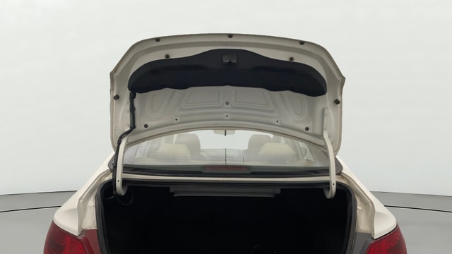 View Hyundai Fluidic Verna Image 30 Used Hyundai Fluidic Verna Image 30