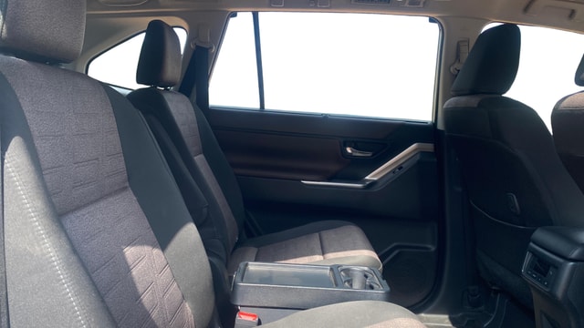 View Toyota Innova Hycross Image 37 Used Toyota Innova Hycross Image 37