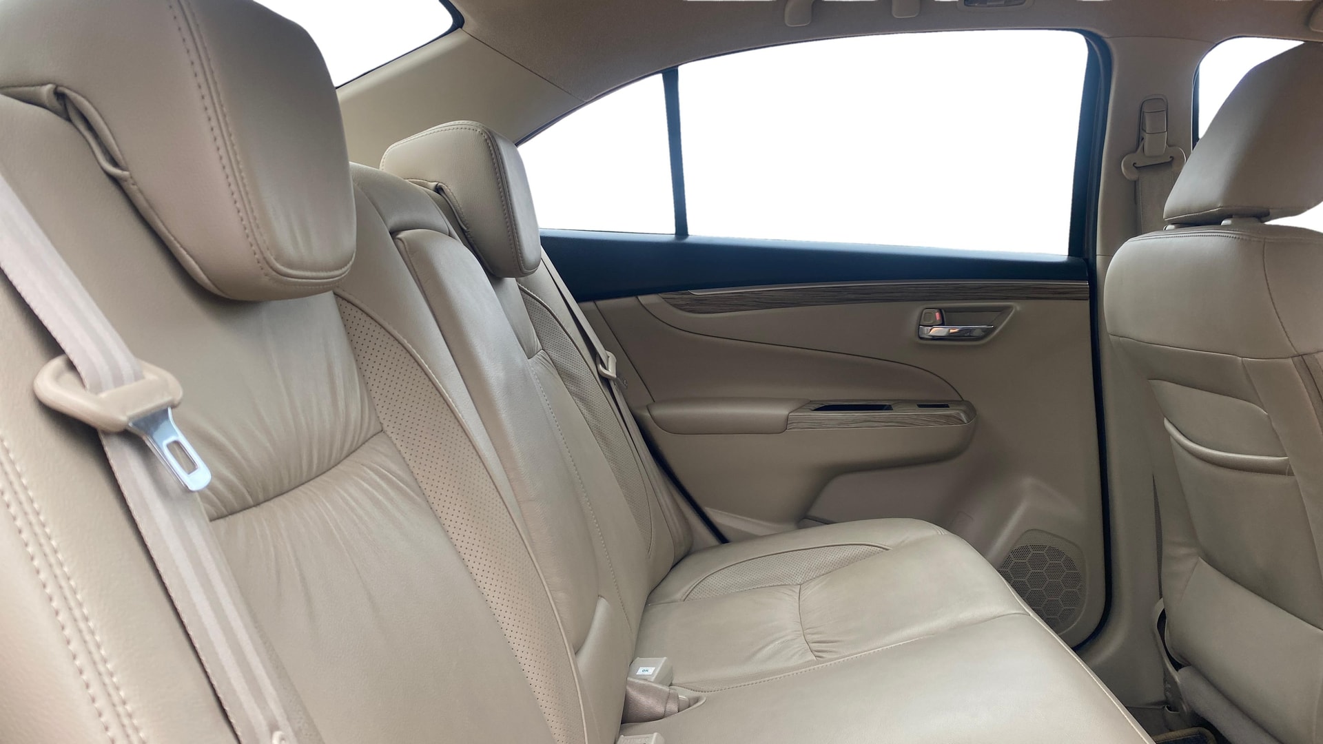 View 2020 Maruti Suzuki 1000 Base Variant Image 35 Used 2020 Maruti Suzuki 1000 Base Variant Image 35