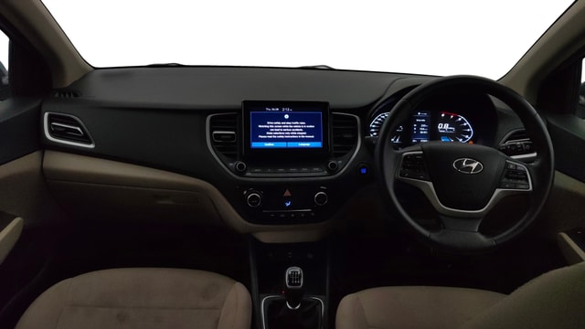 View Hyundai Verna Image 30 Used Hyundai Verna Image 30