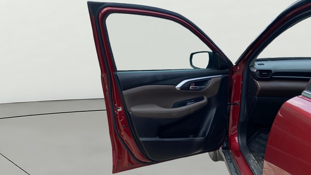 View Toyota Urban Cruiser Hyryder Image 40 Used Toyota Urban Cruiser Hyryder Image 40