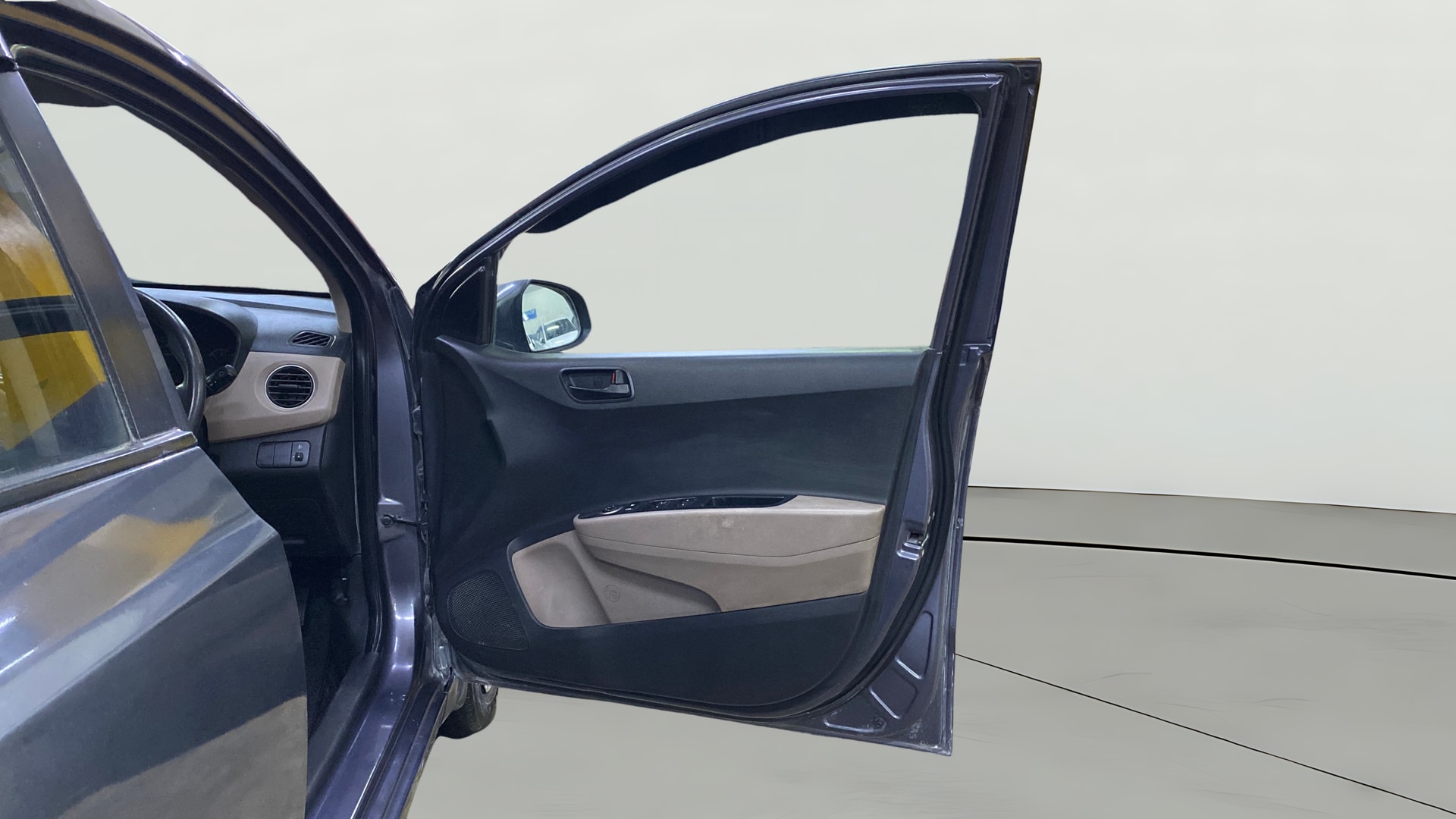 View 2018 Hyundai Xcent E Petrol Image 49 Used 2018 Hyundai Xcent E Petrol Image 49