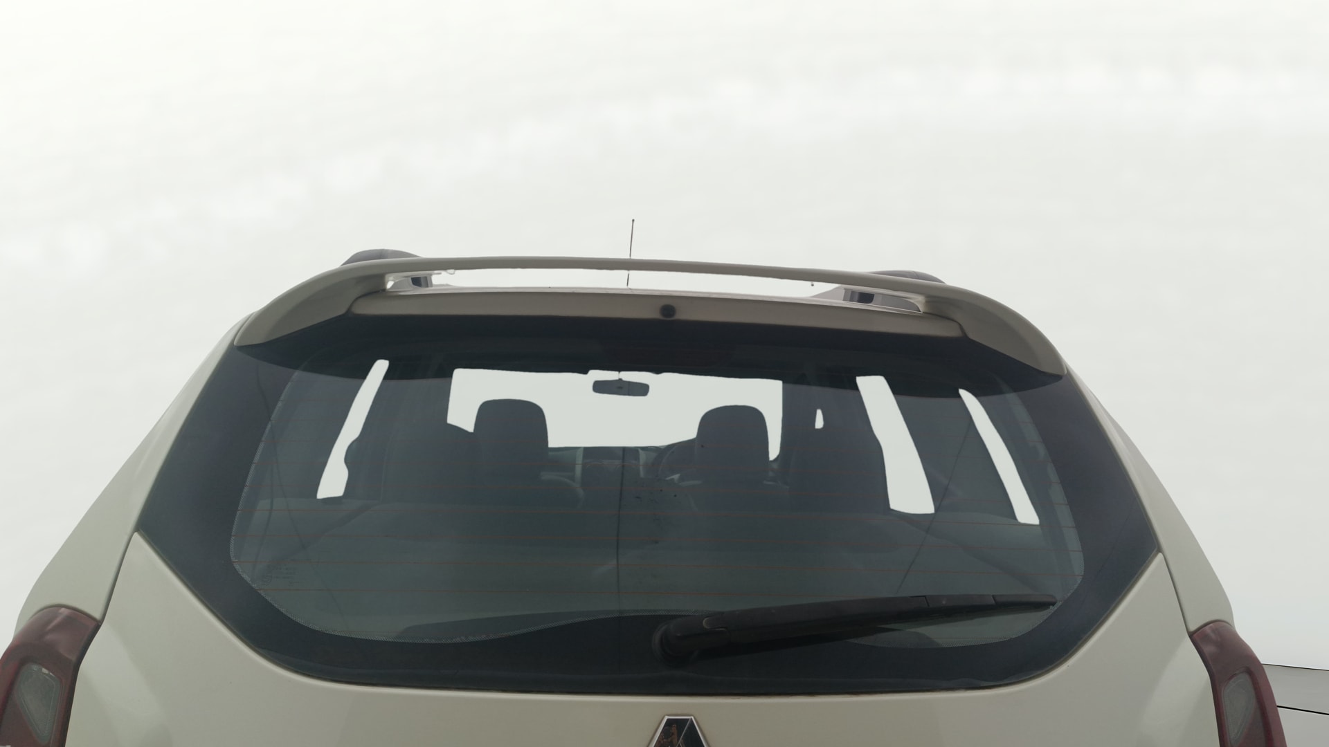 View 2016 Renault Duster Diesel 110PS RXZ AMT Image 5 Used 2016 Renault Duster Diesel 110PS RXZ AMT Image 5