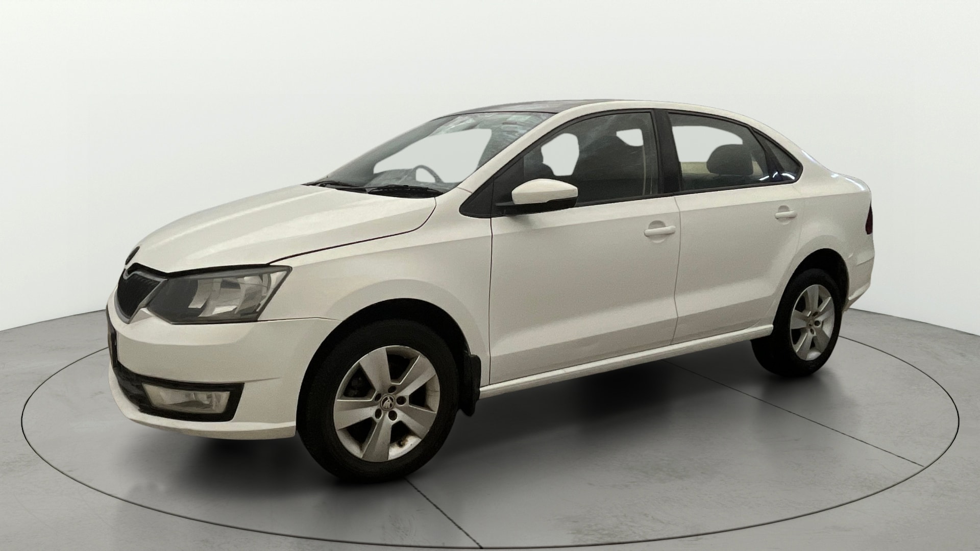 View 2018 Skoda Rapid 1.6 MPI Ambition Petrol BS IV Image 34 Used 2018 Skoda Rapid 1.6 MPI Ambition Petrol BS IV Image 34
