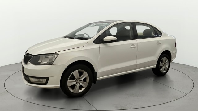 View Skoda Rapid Image 34 Used Skoda Rapid Image 34