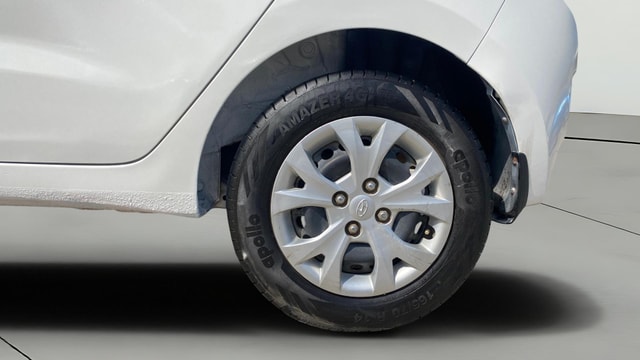 View Hyundai Grand i10 Image 12 Used Hyundai Grand i10 Image 12