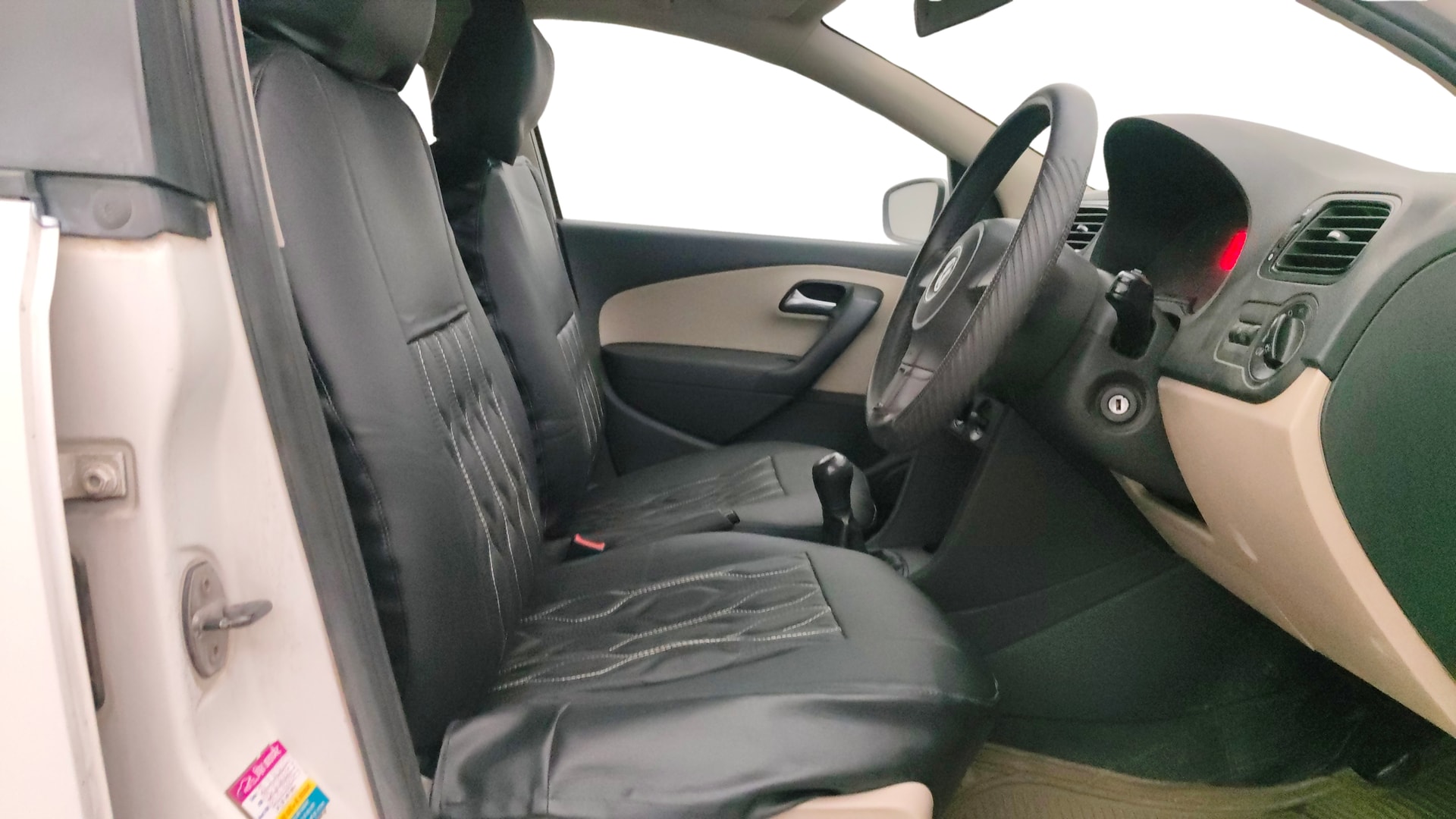 View 2014 Volkswagen Polo 1.2 AllStar Limited Edition Image 26 Used 2014 Volkswagen Polo 1.2 AllStar Limited Edition Image 26
