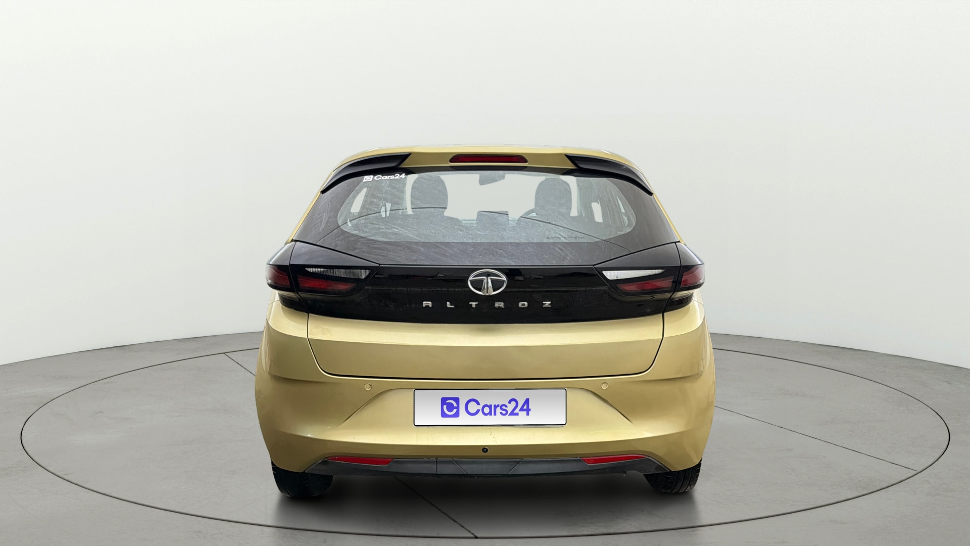 View 2020 Tata Altroz XE Petrol Image 39 Used 2020 Tata Altroz XE Petrol Image 39