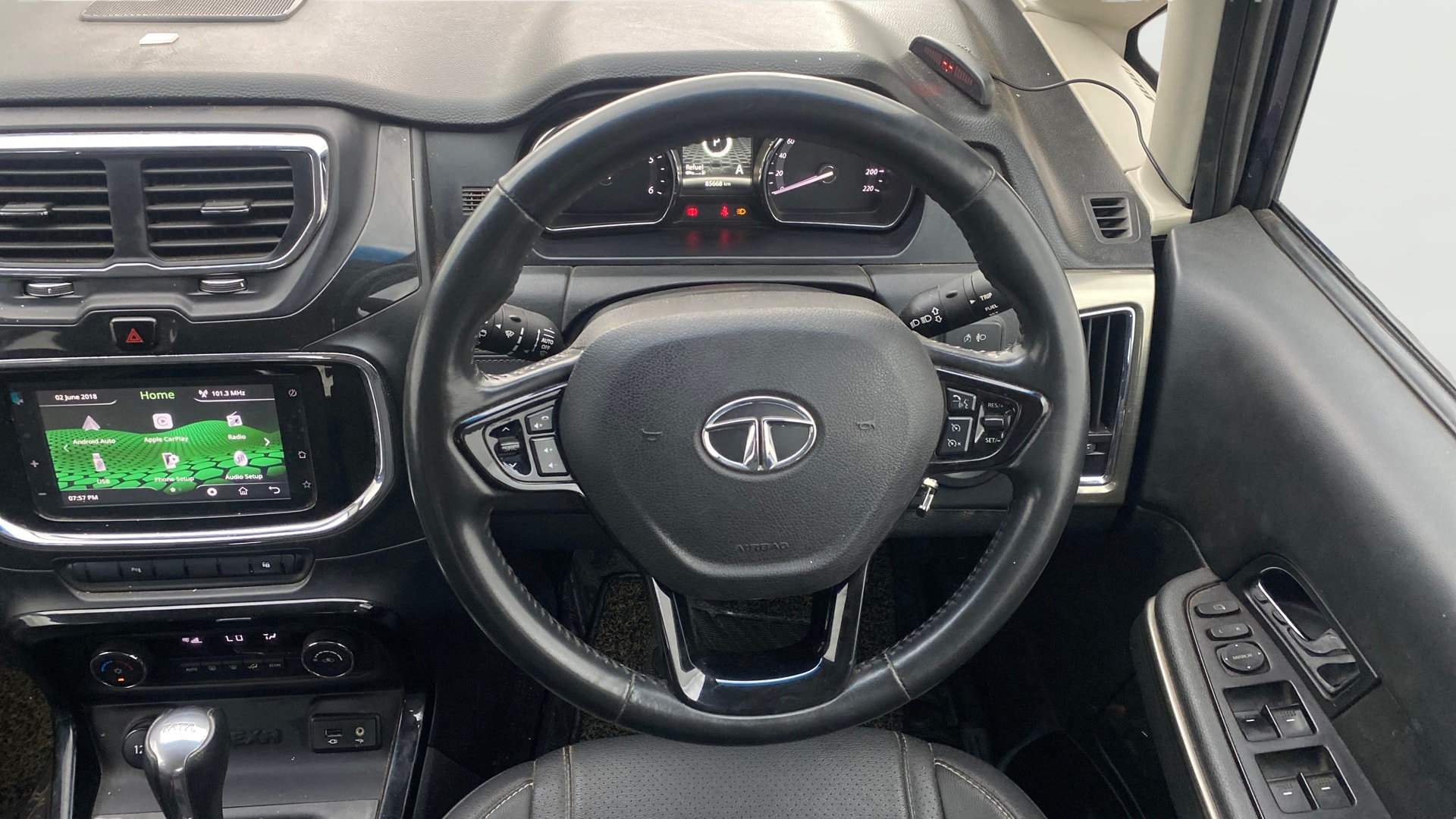 View 2019 Tata Hexa XTA 4X2 Image 22 Used 2019 Tata Hexa XTA 4X2 Image 22