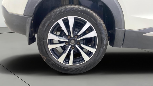 View Nissan Kicks Image 24 Used Nissan Kicks Image 24