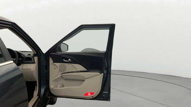 View Mahindra XUV300 Image 49 Used Mahindra XUV300 Image 49