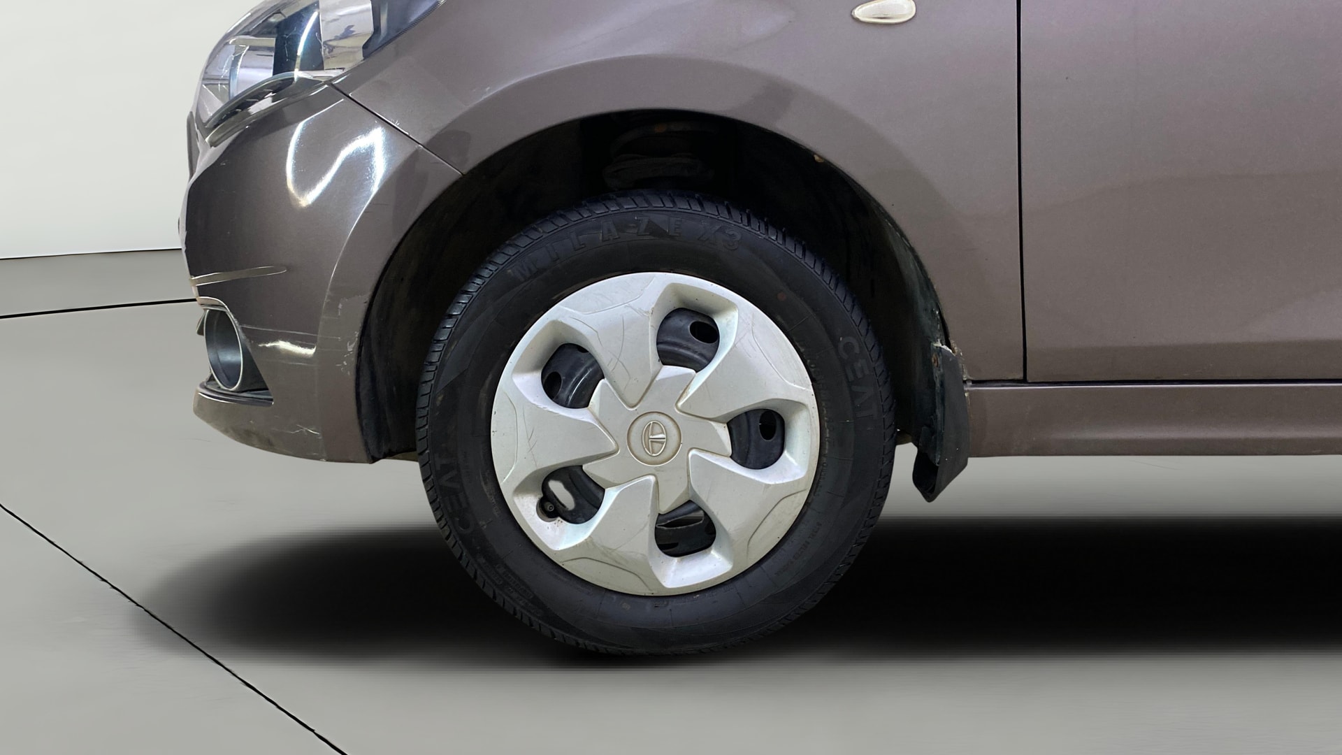 View 2018 Tata Tiago Revotorq XB Image 27 Used 2018 Tata Tiago Revotorq XB Image 27