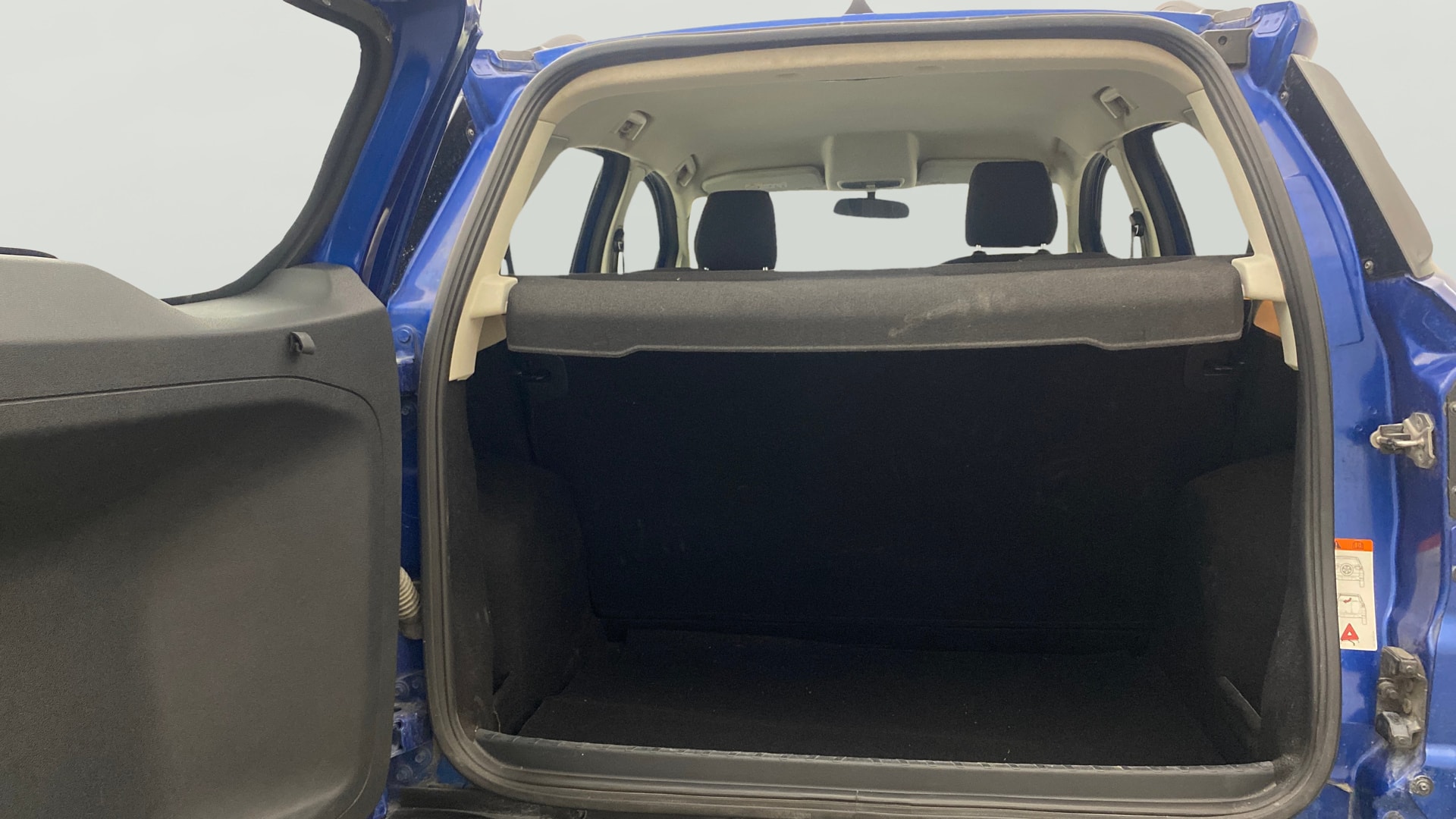 View 2018 Ford EcoSport 1.5 TDCi Diesel Ambiente BS IV Image 39 Used 2018 Ford EcoSport 1.5 TDCi Diesel Ambiente BS IV Image 39