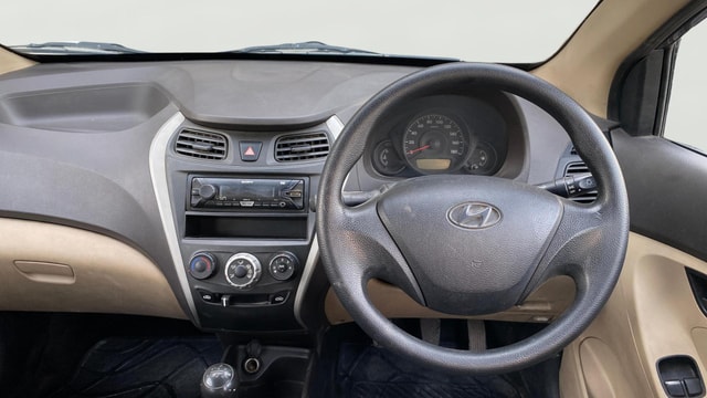 View Hyundai EON Image 20 Used Hyundai EON Image 20