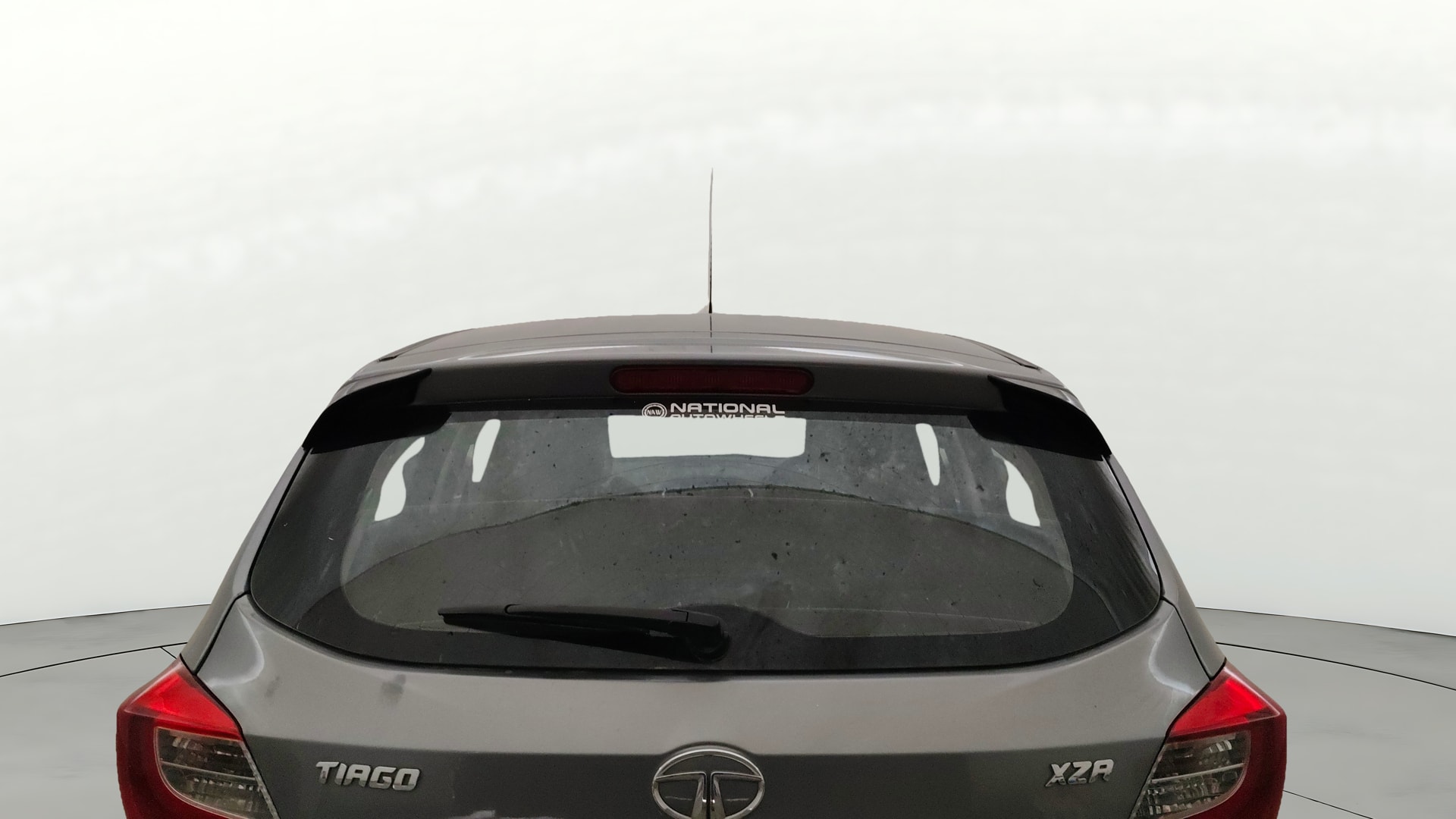 View 2018 Tata Tiago Revotorq XB Image 4 Used 2018 Tata Tiago Revotorq XB Image 4