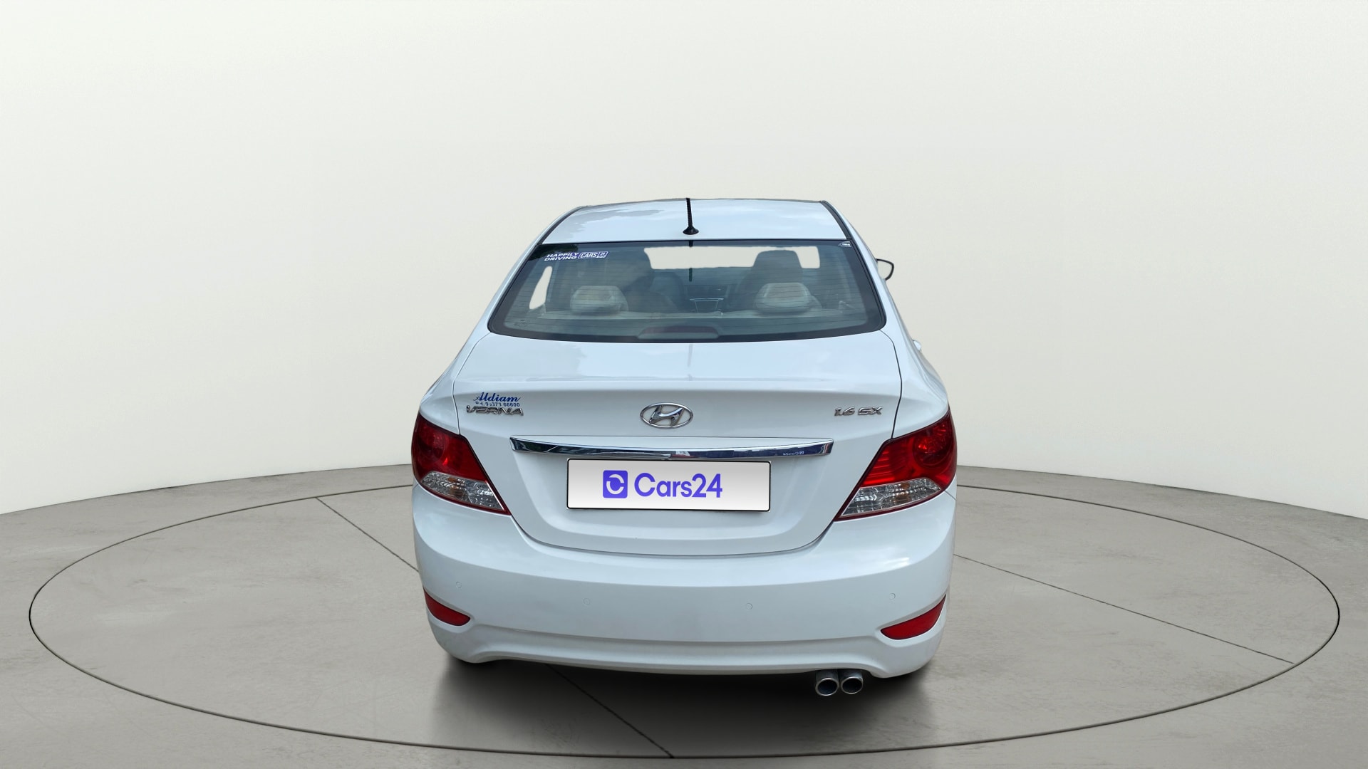 View 2014 Hyundai Fluidic Verna 1.6 VTVT SX Image 40 Used 2014 Hyundai Fluidic Verna 1.6 VTVT SX Image 40