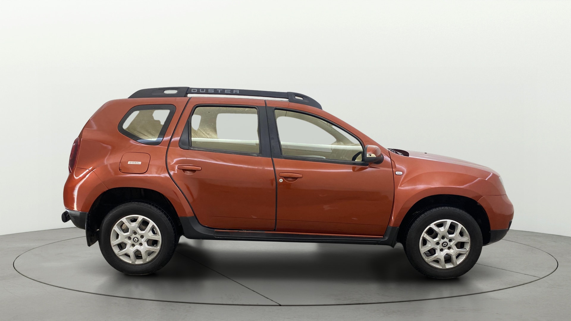 View 2016 Renault Duster Diesel 85PS STD Image 8 Used 2016 Renault Duster Diesel 85PS STD Image 8