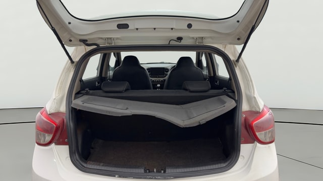View Hyundai Grand i10 Image 38 Used Hyundai Grand i10 Image 38