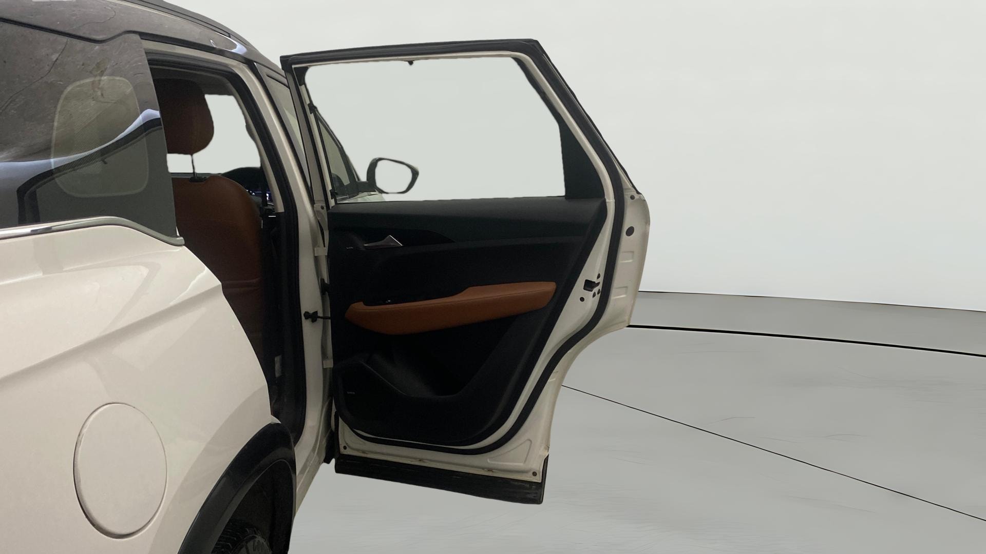 View 2020 MG Hector Plus Sharp Turbo 6 Seater Diesel Image 6 Used 2020 MG Hector Plus Sharp Turbo 6 Seater Diesel Image 6