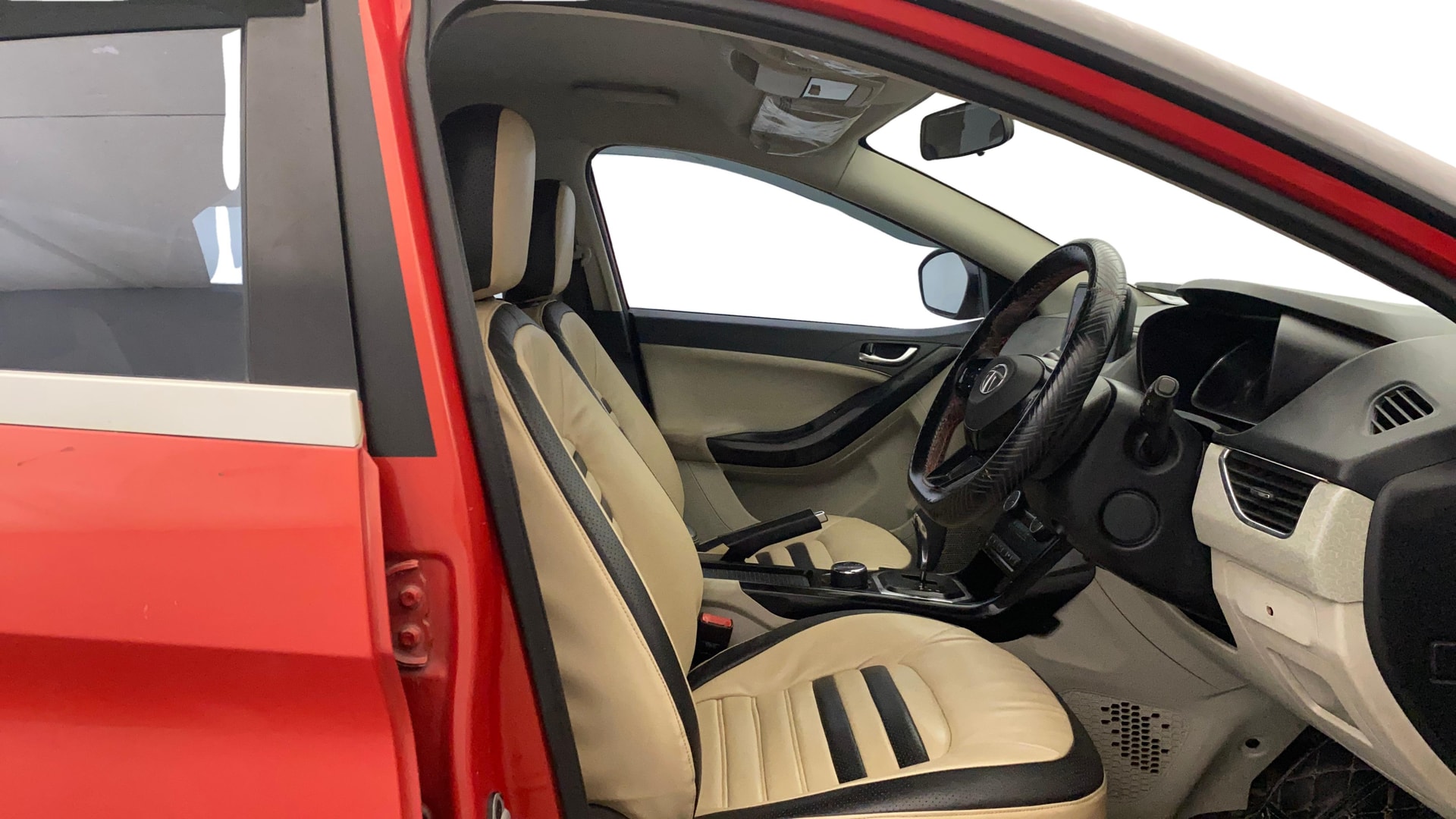 View 2021 Tata Nexon XZA Plus Diesel Image 18 Used 2021 Tata Nexon XZA Plus Diesel Image 18