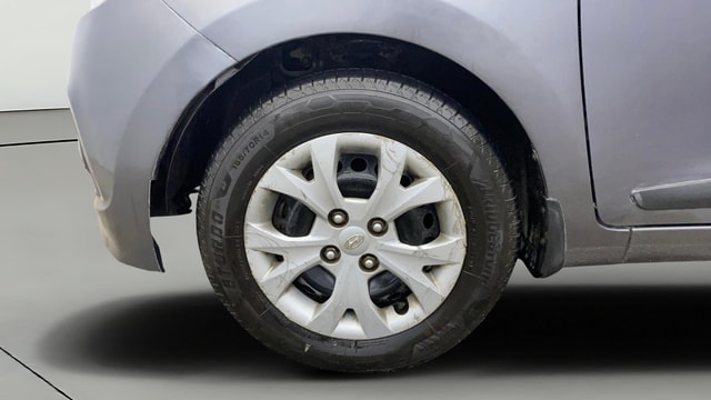 View Hyundai Grand i10 Image 27 Used Hyundai Grand i10 Image 27