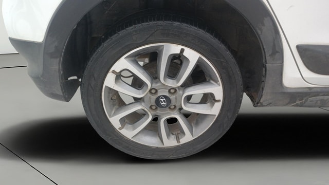 View Hyundai i20 Active Image 34 Used Hyundai i20 Active Image 34