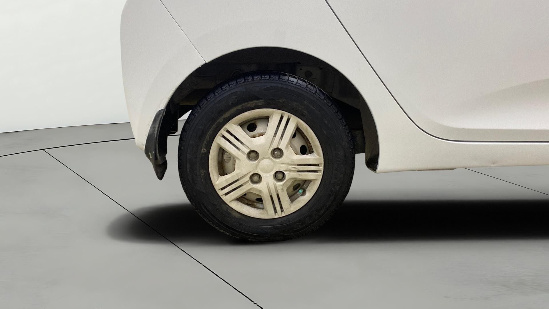 View 2016 Hyundai EON Era Plus Image 23 Used 2016 Hyundai EON Era Plus Image 23