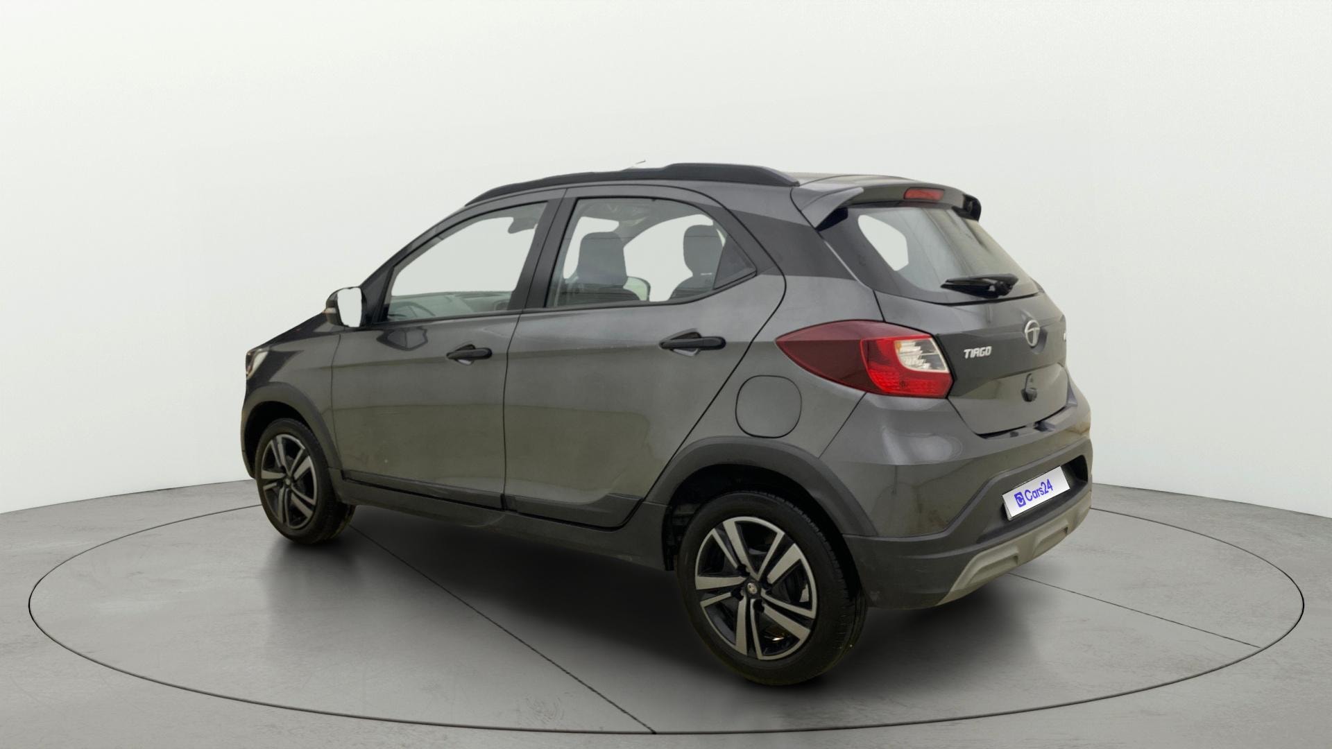 View 2024 Tata Tiago NRG XZ Revotron AMT Image 2 Used 2024 Tata Tiago NRG XZ Revotron AMT Image 2