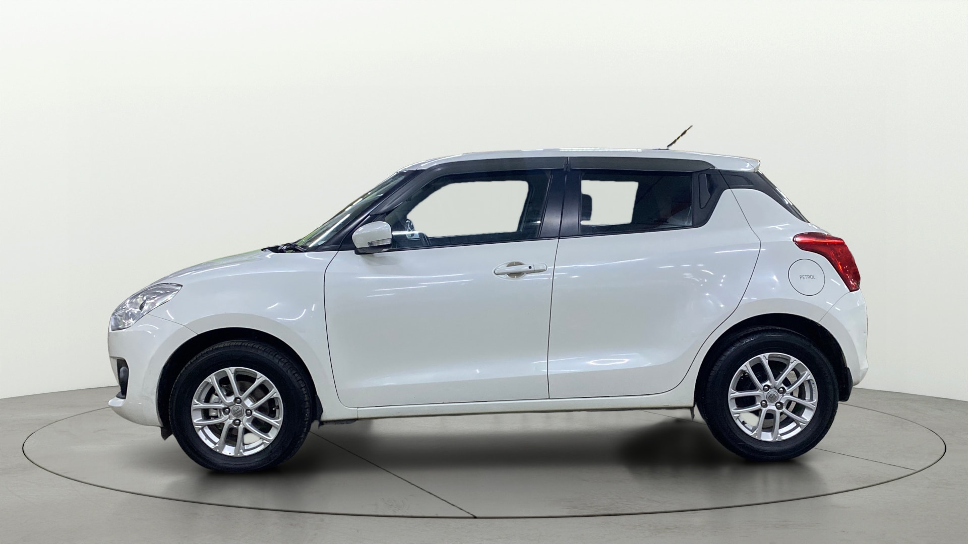 View 2023 Maruti Suzuki 1000 Base Variant Image 27 Used 2023 Maruti Suzuki 1000 Base Variant Image 27