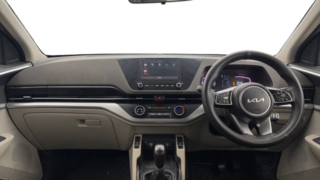 View Kia Carens Image 16 Used Kia Carens Image 16