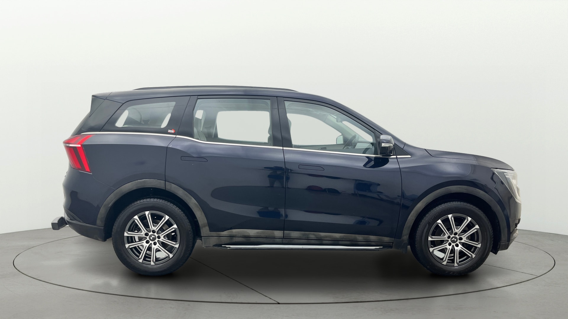 Used 2023 Mahindra XUV700 Used 2023 Mahindra XUV700