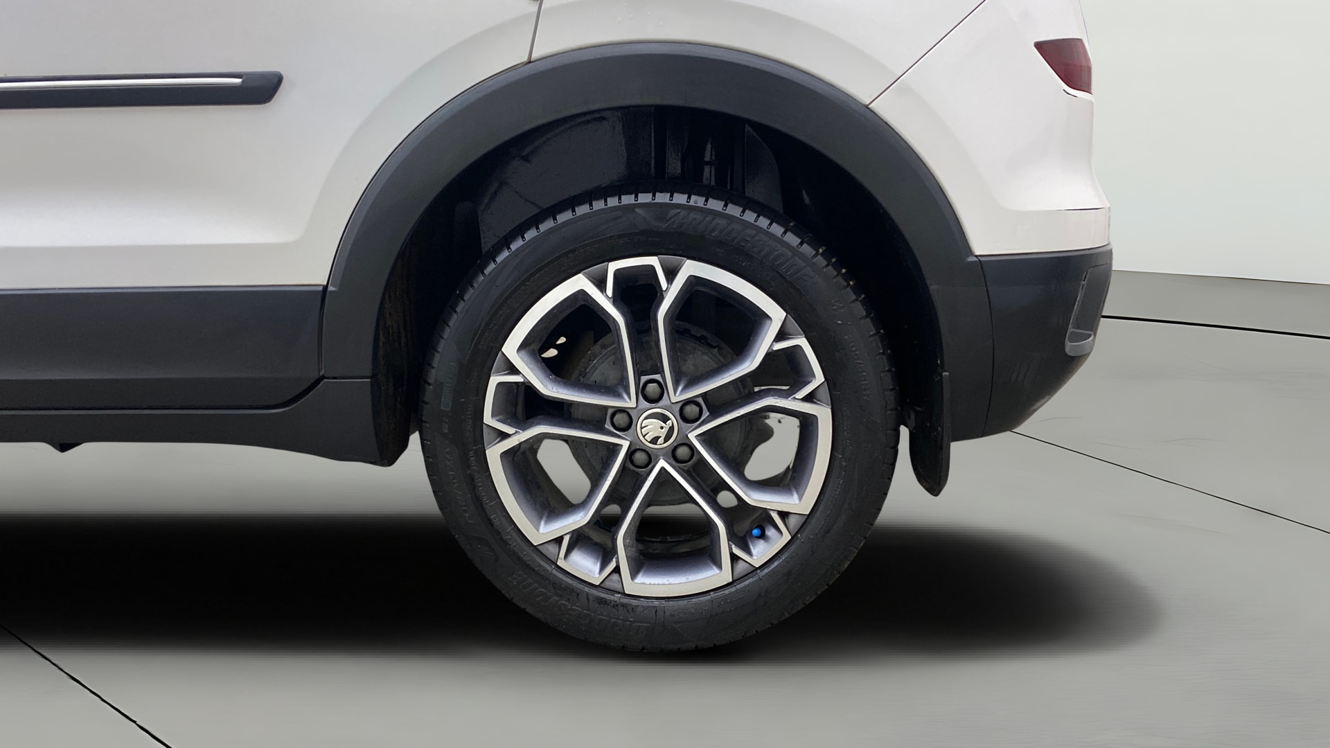 View 2023 Skoda Kushaq Style 1.5 TSI MT Image 11 Used 2023 Skoda Kushaq Style 1.5 TSI MT Image 11