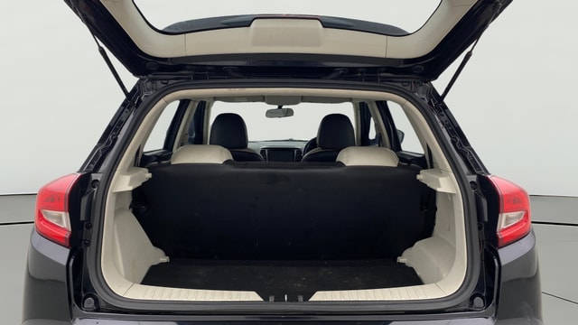View Mahindra XUV300 Image 37 Used Mahindra XUV300 Image 37