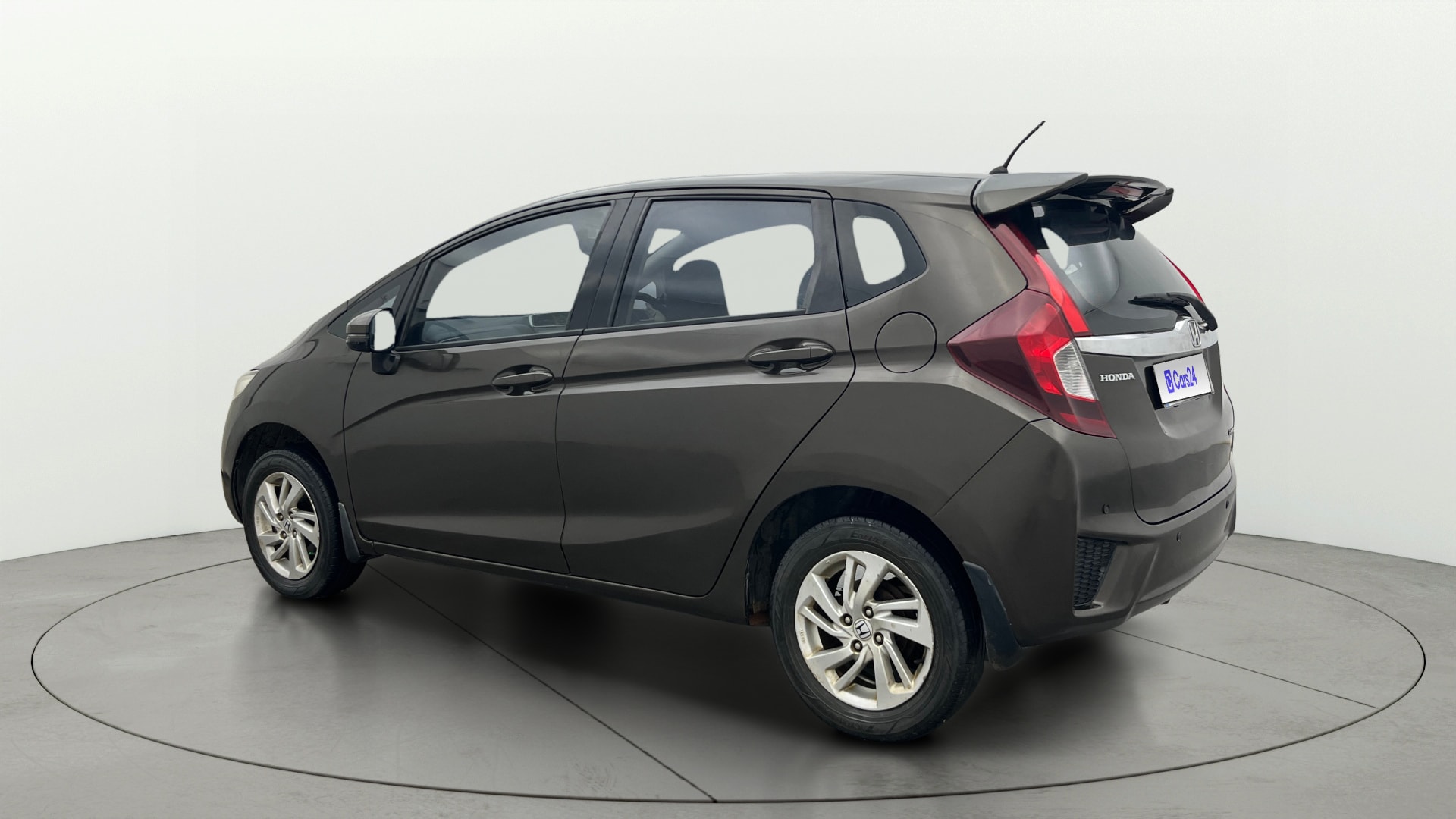 View 2018 Honda Jazz E MT Diesel Image 2 Used 2018 Honda Jazz E MT Diesel Image 2