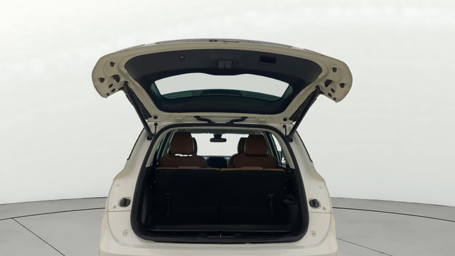 View MG Hector Plus Image 33 Used MG Hector Plus Image 33