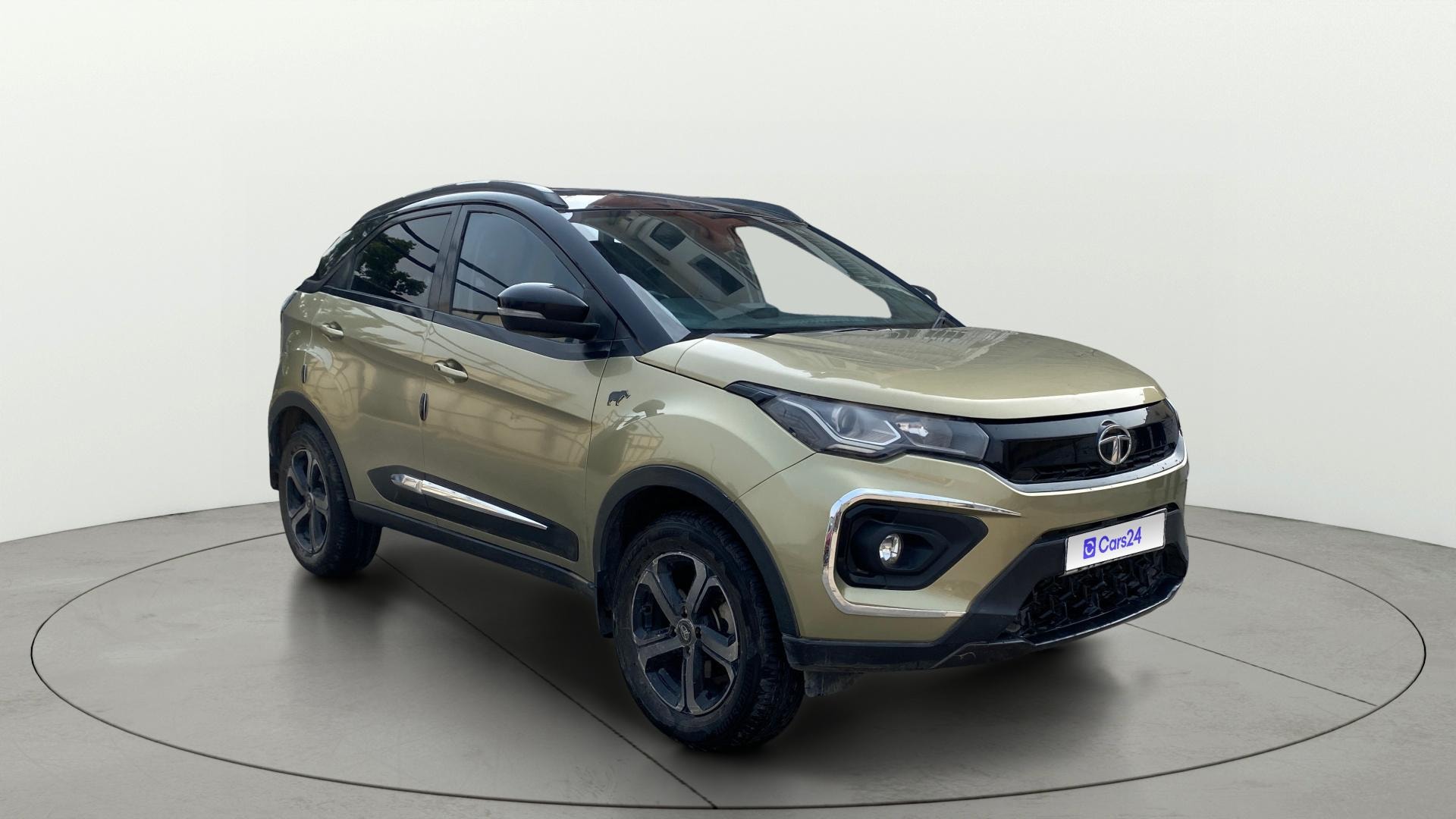 View 2022 Tata Nexon Revotron XE Image 14 Used 2022 Tata Nexon Revotron XE Image 14