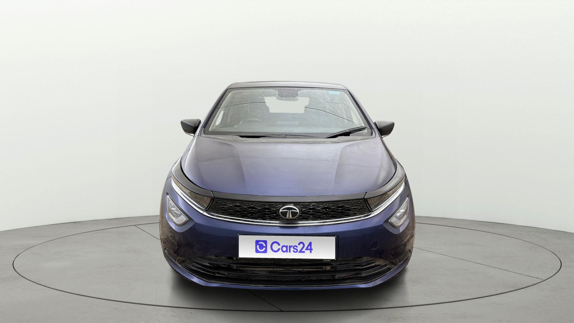 View 2024 Tata Altroz XZ Petrol Image 1 Used 2024 Tata Altroz XZ Petrol Image 1