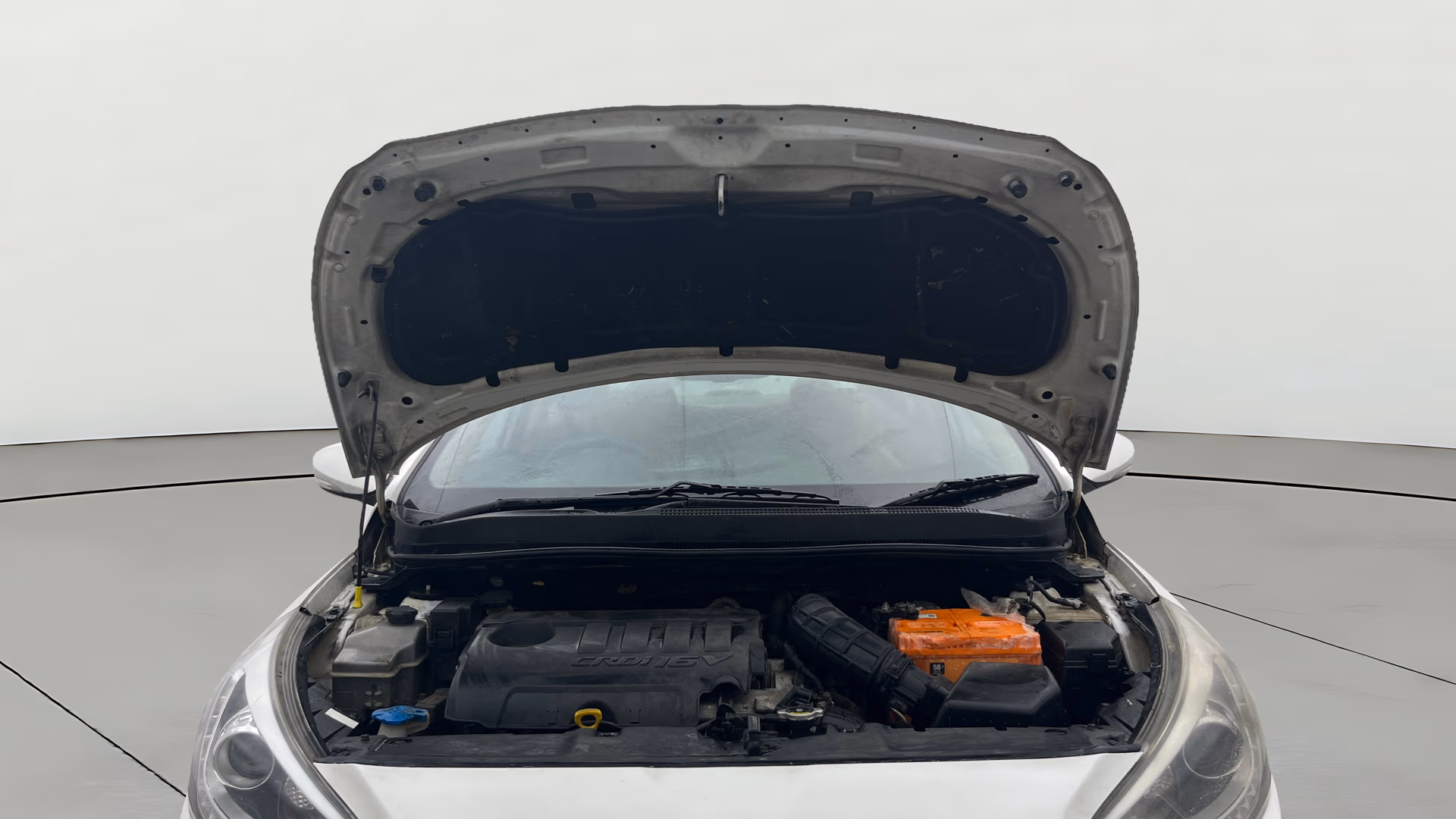 View 2014 Hyundai Fluidic Verna 1.6 CRDI SX AT Image 32 Used 2014 Hyundai Fluidic Verna 1.6 CRDI SX AT Image 32