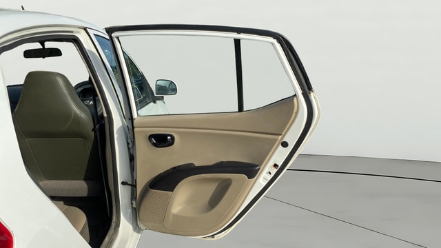 View Hyundai i10 Image 6 Used Hyundai i10 Image 6