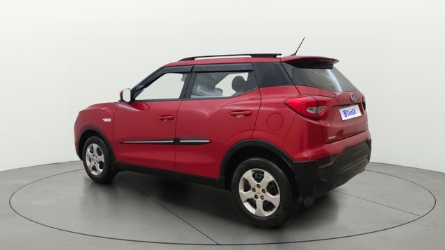 View Mahindra XUV300 Image 2 Used Mahindra XUV300 Image 2