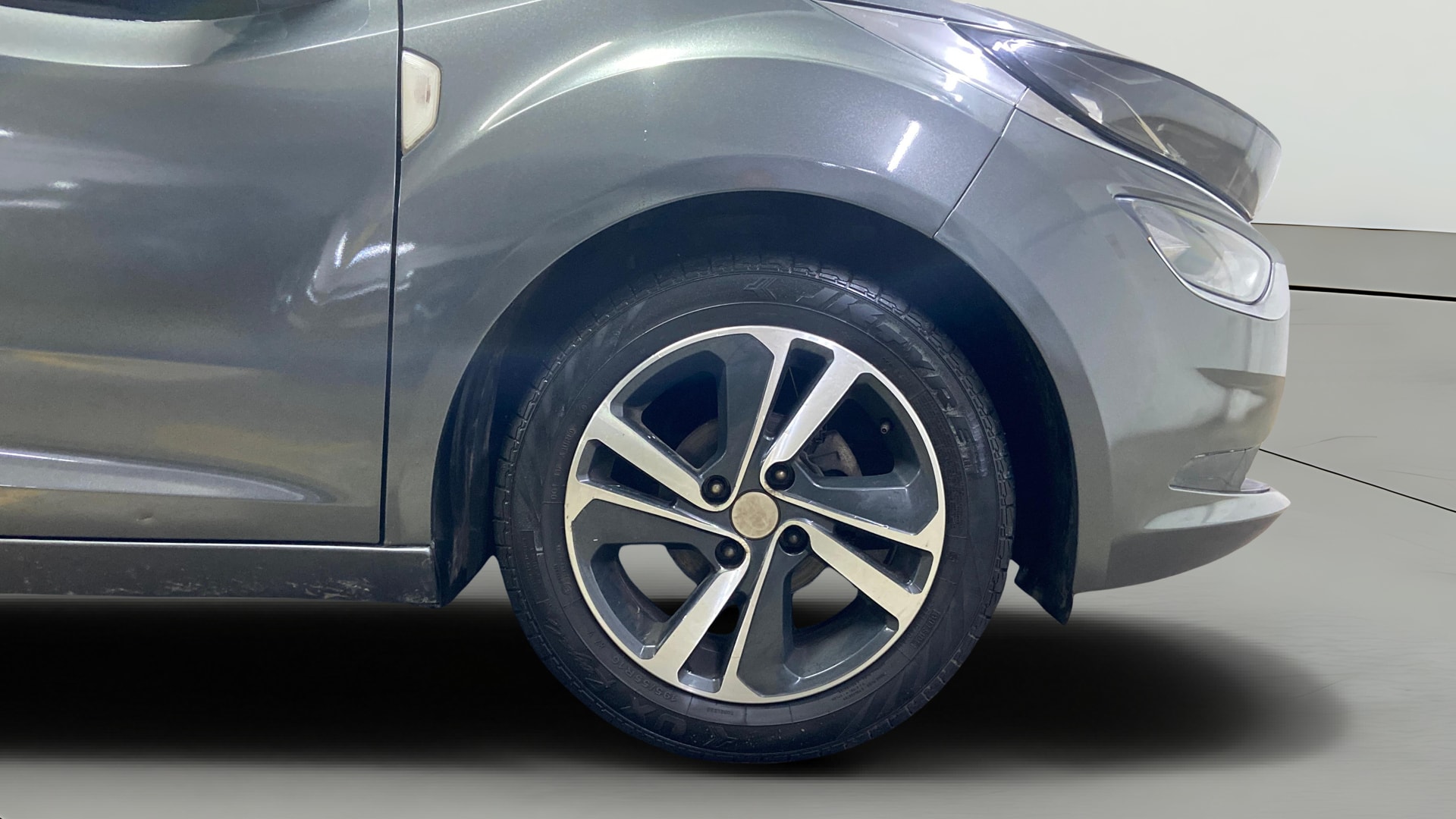View 2022 Tata Altroz XZ Petrol Image 44 Used 2022 Tata Altroz XZ Petrol Image 44