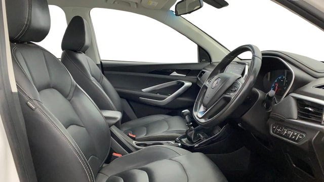 View MG Hector Image 18 Used MG Hector Image 18
