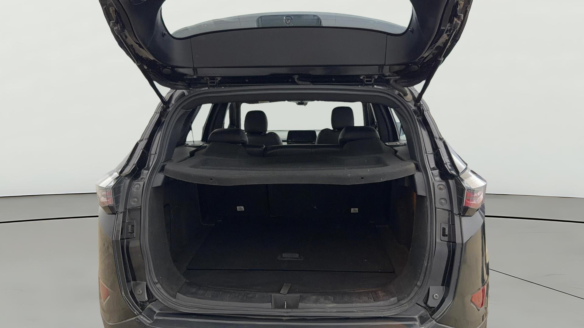 View 2022 Tata Harrier XE Image 39 Used 2022 Tata Harrier XE Image 39