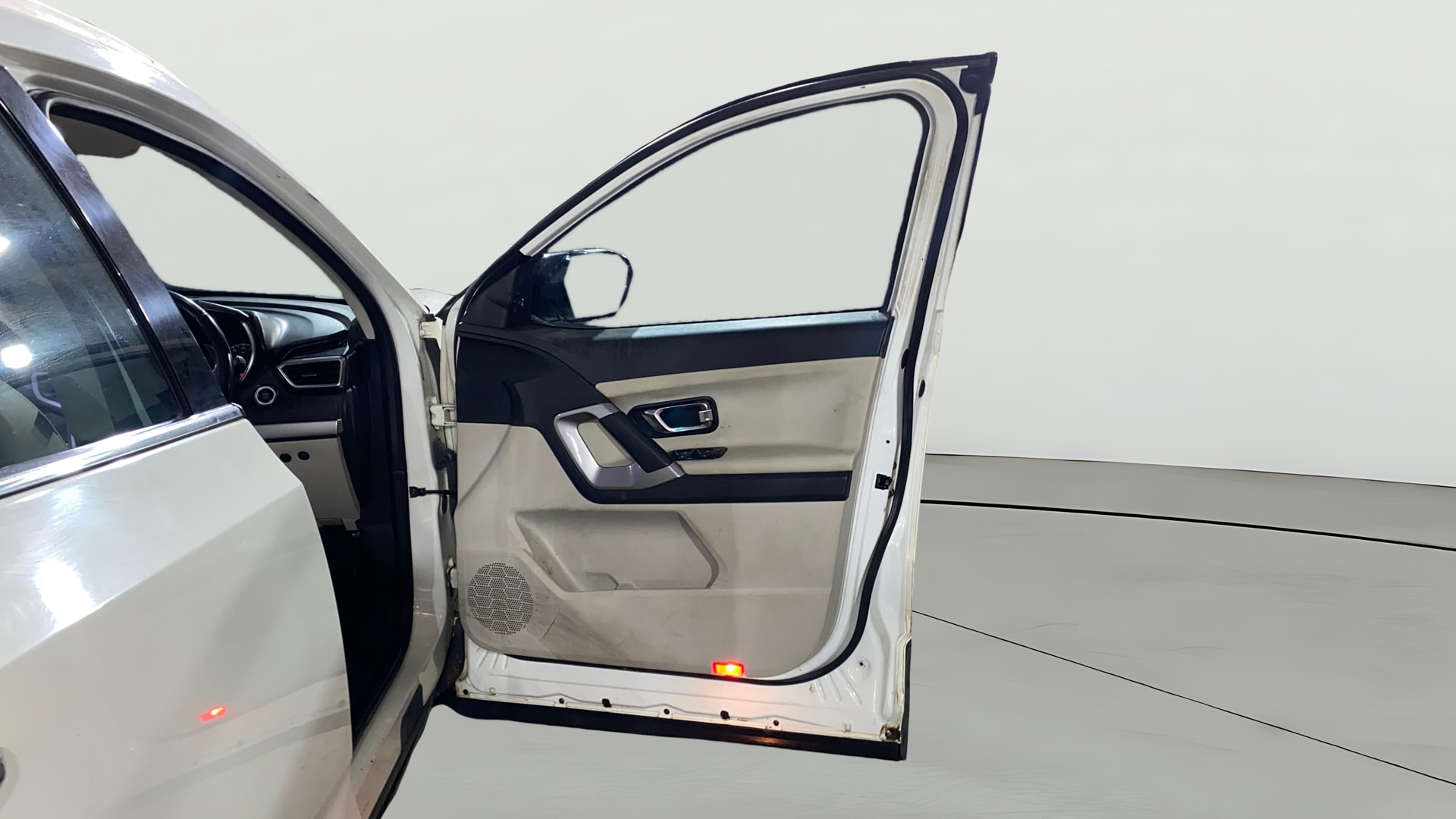 Used 2022 Tata Safari Used 2022 Tata Safari