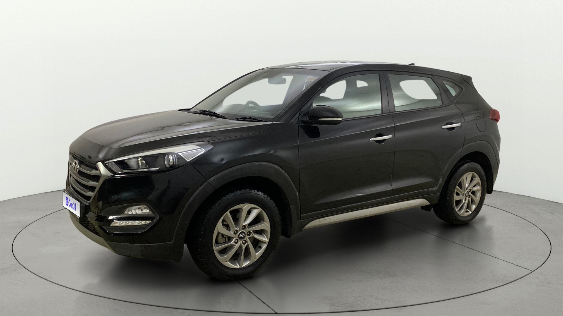 View 2018 Hyundai Tucson R 2.0 6-Speed Manual Base BS IV Image 35 Used 2018 Hyundai Tucson R 2.0 6-Speed Manual Base BS IV Image 35