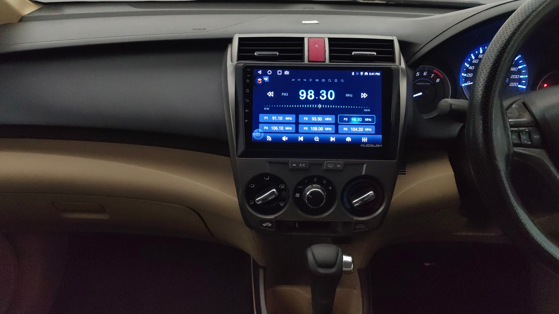 View 2013 Honda City ZX MT Diesel Anniversary Edition Image 17 Used 2013 Honda City ZX MT Diesel Anniversary Edition Image 17