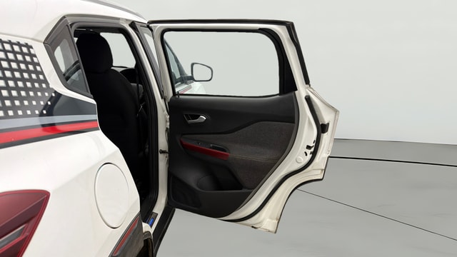 View Nissan Magnite Image 5 Used Nissan Magnite Image 5