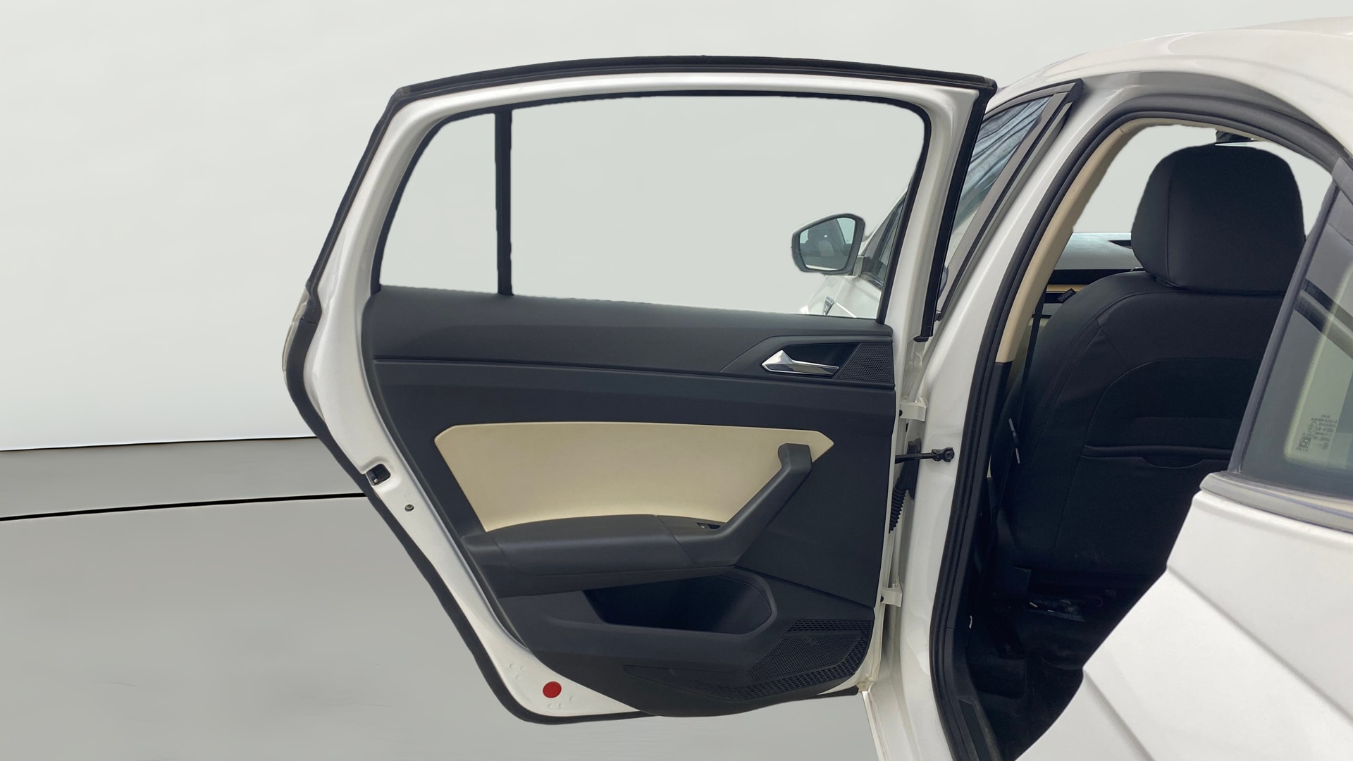 View 2022 Skoda Slavia Style 1.0 TSI AT Image 22 Used 2022 Skoda Slavia Style 1.0 TSI AT Image 22