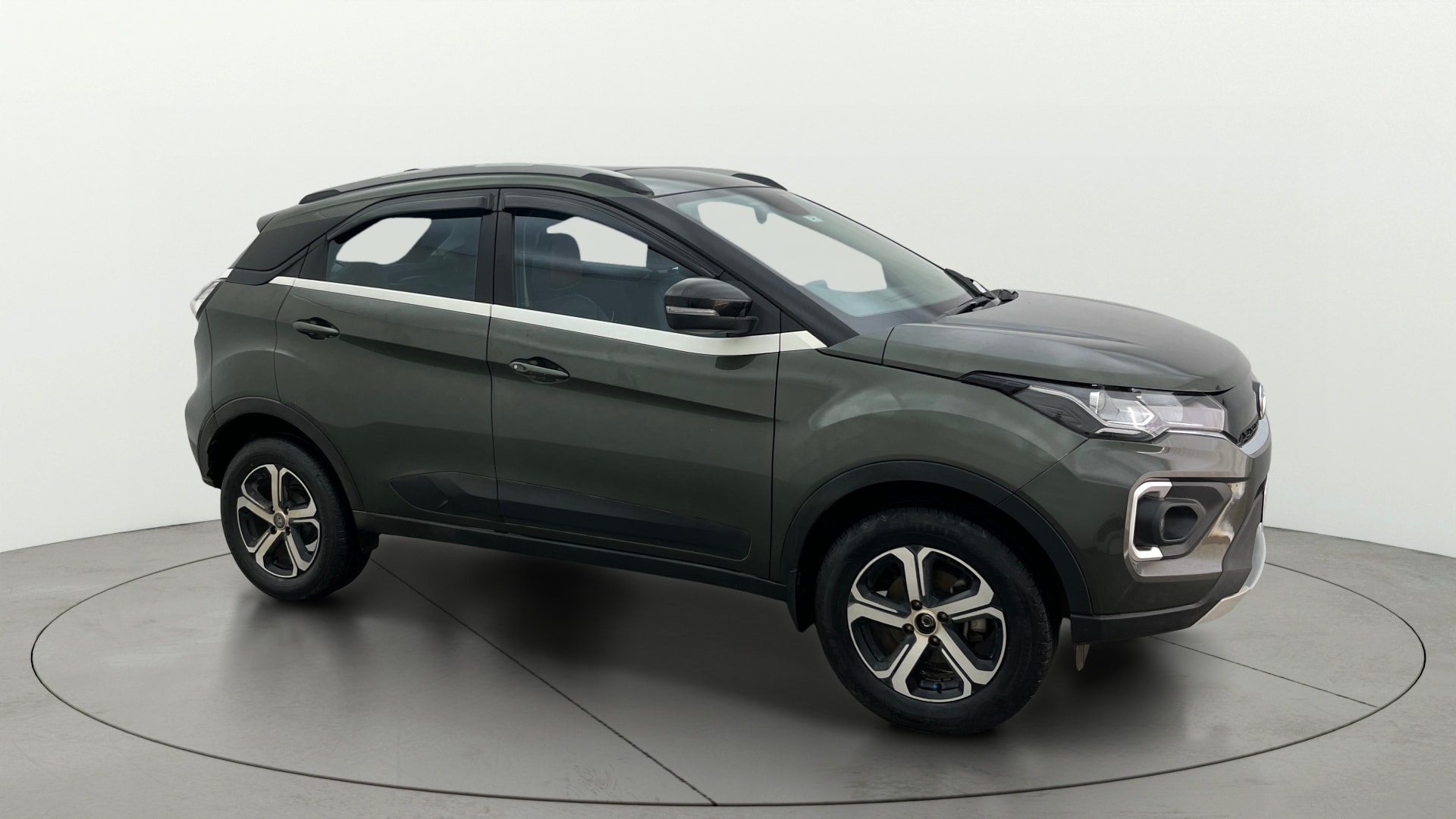 View 2021 Tata Nexon Revotron XE Image 22 Used 2021 Tata Nexon Revotron XE Image 22